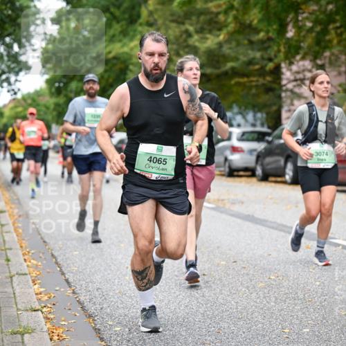 21.09.2025 - PSD Bank Halbmarathon Dr. Thomas Lammeyer http://msf.ph/oto/8930631 21.09.2025 10:50:08 Laufen 1235, 4065, 3074 meine-sportfotos.de