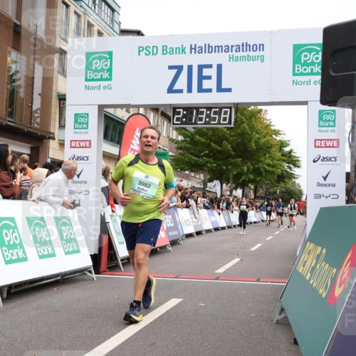 21.09.2025 - PSD Bank Halbmarathon Strokosch-Dieckow http://msf.ph/oto/8930633 21.09.2025 12:13:21 Ziel 1553, 2198, 3982 meine-sportfotos.de