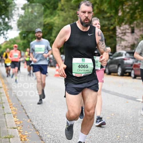 21.09.2025 - PSD Bank Halbmarathon Dr. Thomas Lammeyer http://msf.ph/oto/8930641 21.09.2025 10:50:08 Laufen 4065, 28, 3074 meine-sportfotos.de