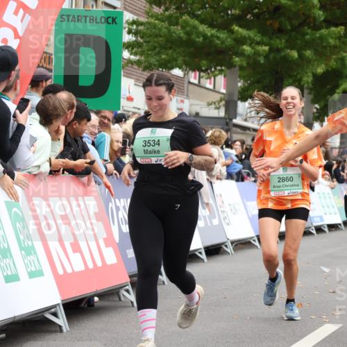21.09.2025 - PSD Bank Halbmarathon Strokosch-Dieckow http://msf.ph/oto/8930661 21.09.2025 12:13:26 Ziel 2198, 2429, 2817, 2860, 3534, 3982 meine-sportfotos.de
