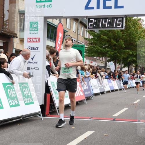 21.09.2025 - PSD Bank Halbmarathon Strokosch-Dieckow http://msf.ph/oto/8930777 21.09.2025 12:13:38 Ziel 3126, 3444, 3912 meine-sportfotos.de