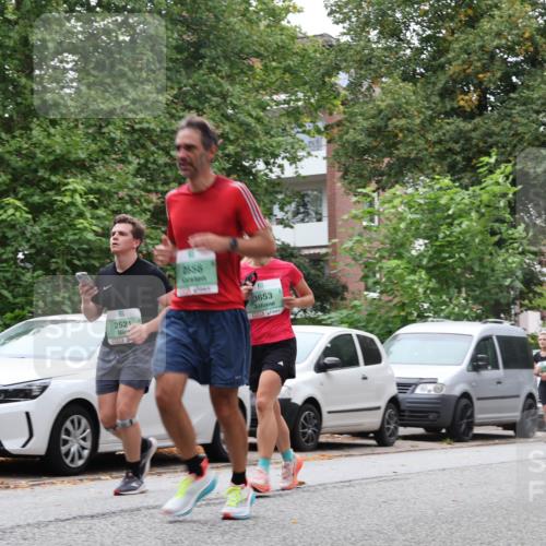 21.09.2025 - PSD Bank Halbmarathon Luisa Fischer http://msf.ph/oto/8930781 21.09.2025 11:53:23 Laufen 80, 1199, 2521, 2836, 3653 meine-sportfotos.de