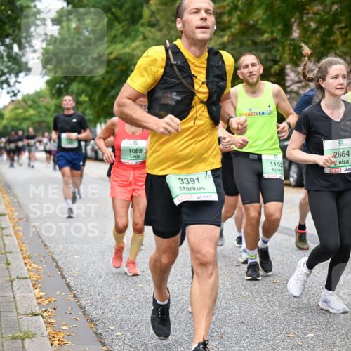 21.09.2025 - PSD Bank Halbmarathon Dr. Thomas Lammeyer http://msf.ph/oto/8930794 21.09.2025 10:50:16 Laufen 1065, 3391, 1152, 2864 meine-sportfotos.de