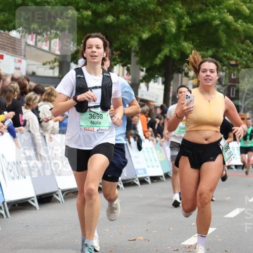 21.09.2025 - PSD Bank Halbmarathon Strokosch-Dieckow http://msf.ph/oto/8930799 21.09.2025 12:13:42 Ziel 2410, 3229, 3360, 3444, 3698, 3987 meine-sportfotos.de