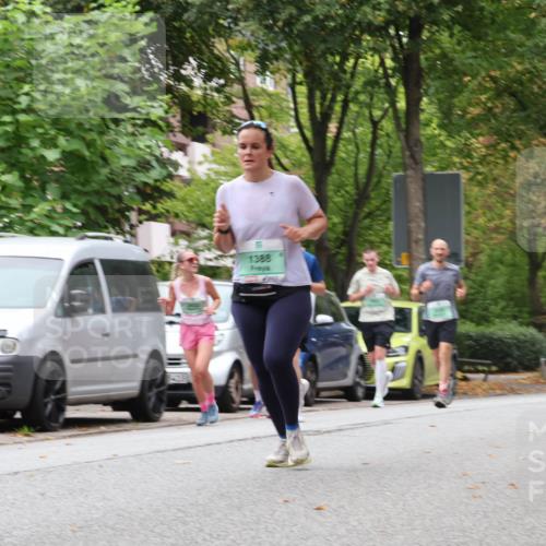 21.09.2025 - PSD Bank Halbmarathon Luisa Fischer http://msf.ph/oto/8930909 21.09.2025 11:53:56 Laufen 1388 meine-sportfotos.de