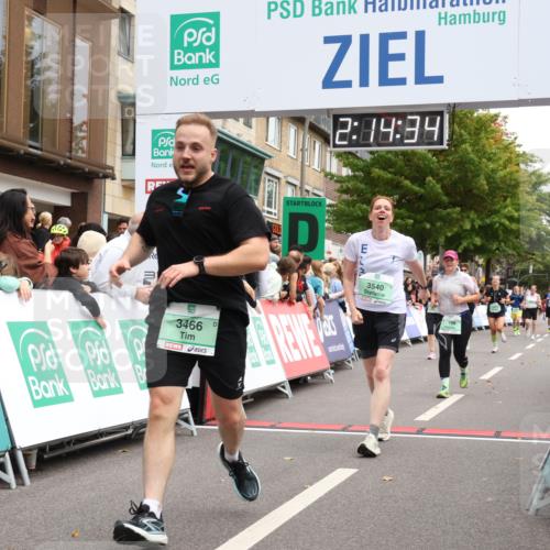21.09.2025 - PSD Bank Halbmarathon Strokosch-Dieckow http://msf.ph/oto/8930951 21.09.2025 12:13:57 Ziel 1199, 1668, 1674, 2841, 2885, 3466, 3540 meine-sportfotos.de