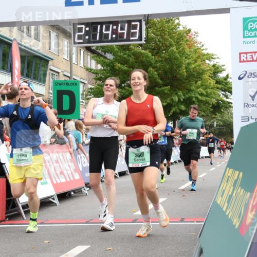 21.09.2025 - PSD Bank Halbmarathon Strokosch-Dieckow http://msf.ph/oto/8931019 21.09.2025 12:14:06 Ziel 1199, 1668, 1669, 2531, 2841, 2885, 3004, 3041, 3042, 3908 meine-sportfotos.de