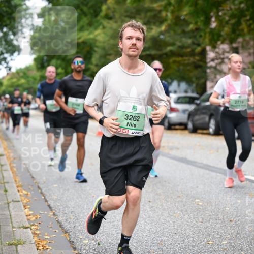 21.09.2025 - PSD Bank Halbmarathon Dr. Thomas Lammeyer http://msf.ph/oto/8931025 21.09.2025 10:50:32 Laufen 2748, 3262, 2716 meine-sportfotos.de