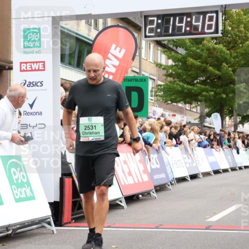 21.09.2025 - PSD Bank Halbmarathon Strokosch-Dieckow http://msf.ph/oto/8931061 21.09.2025 12:14:11 Ziel 1669, 2531, 2994, 3004, 3041, 3042, 3908 meine-sportfotos.de
