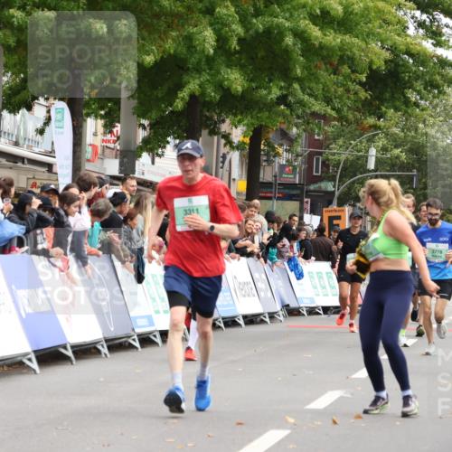 21.09.2025 - PSD Bank Halbmarathon Strokosch-Dieckow http://msf.ph/oto/8931094 21.09.2025 12:14:17 Ziel 1007, 1009, 2531, 2994, 3311 meine-sportfotos.de