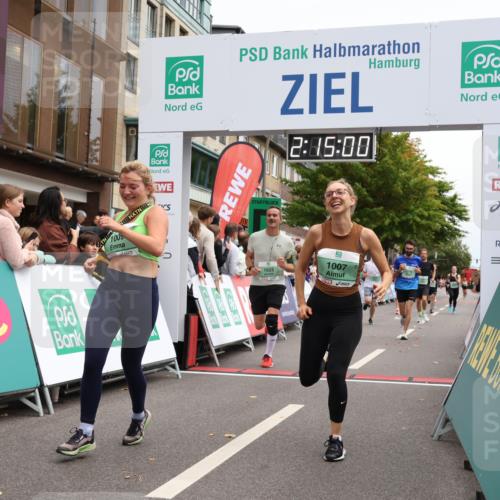 21.09.2025 - PSD Bank Halbmarathon Strokosch-Dieckow http://msf.ph/oto/8931159 21.09.2025 12:14:23 Ziel 1007, 1009, 1623, 1941, 2834, 3311, 3778 meine-sportfotos.de
