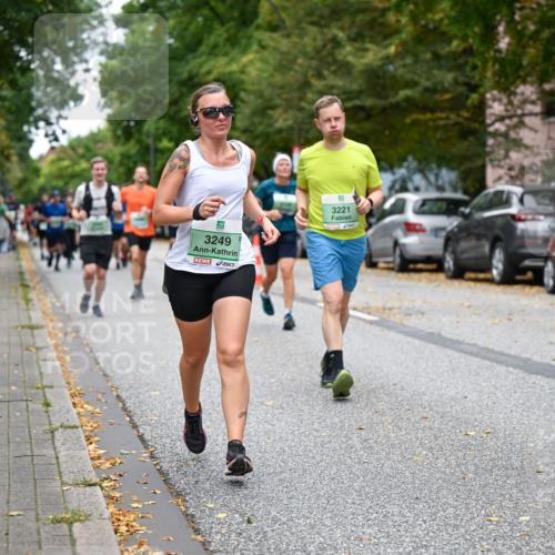 21.09.2025 - PSD Bank Halbmarathon Dr. Thomas Lammeyer http://msf.ph/oto/8931198 21.09.2025 10:50:45 Laufen 3249, 3221 meine-sportfotos.de