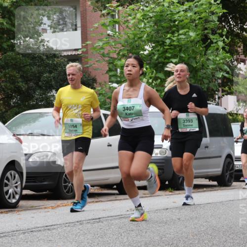 21.09.2025 - PSD Bank Halbmarathon Luisa Fischer http://msf.ph/oto/8931229 21.09.2025 11:55:26 Laufen 1954, 3407, 3393, 3418 meine-sportfotos.de