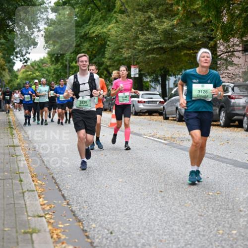 21.09.2025 - PSD Bank Halbmarathon Dr. Thomas Lammeyer http://msf.ph/oto/8931243 21.09.2025 10:50:48 Laufen 1140, 3526, 3128, 4915 meine-sportfotos.de