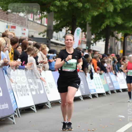 21.09.2025 - PSD Bank Halbmarathon Strokosch-Dieckow http://msf.ph/oto/8931294 21.09.2025 12:15:03 Ziel 3560, 3737 meine-sportfotos.de