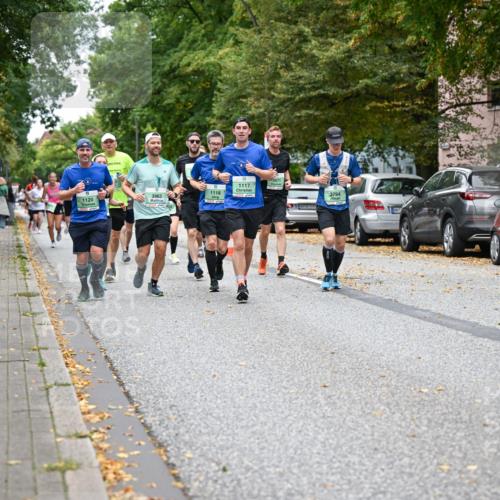 21.09.2025 - PSD Bank Halbmarathon Dr. Thomas Lammeyer http://msf.ph/oto/8931343 21.09.2025 10:50:53 Laufen 3671, 1117, 1118, 3963, 1120, 3794, 4915 meine-sportfotos.de