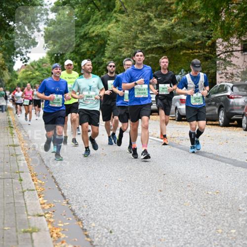 21.09.2025 - PSD Bank Halbmarathon Dr. Thomas Lammeyer http://msf.ph/oto/8931368 21.09.2025 10:50:54 Laufen 12, 120, 3963, 1117, 3671, 3794, 4915 meine-sportfotos.de