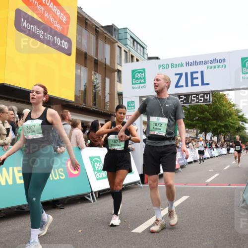 21.09.2025 - PSD Bank Halbmarathon Strokosch-Dieckow http://msf.ph/oto/8931389 21.09.2025 12:15:18 Ziel 1071, 1072, 1384, 1587, 1588, 1589, 1641, 3091, 3191, 3433, 3517, 3902 meine-sportfotos.de