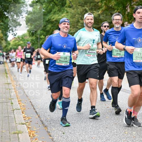 21.09.2025 - PSD Bank Halbmarathon Dr. Thomas Lammeyer http://msf.ph/oto/8931410 21.09.2025 10:50:57 Laufen 1120, 3963, 1118, 1117, 671 meine-sportfotos.de