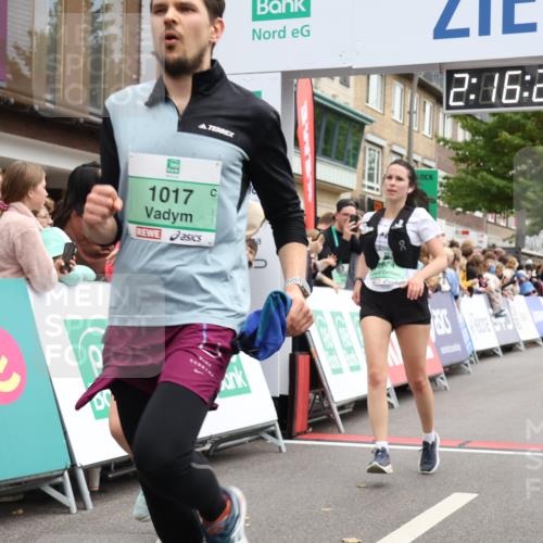 21.09.2025 - PSD Bank Halbmarathon Strokosch-Dieckow http://msf.ph/oto/8931418 21.09.2025 12:15:45 Ziel 1017, 1369, 2674, 3066, 3185, 4051 meine-sportfotos.de
