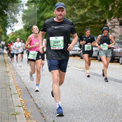 21.09.2025 - PSD Bank Halbmarathon Dr. Thomas Lammeyer http://msf.ph/oto/8931522 21.09.2025 10:51:02 Laufen 4030, 3397, 3173, 1238 meine-sportfotos.de