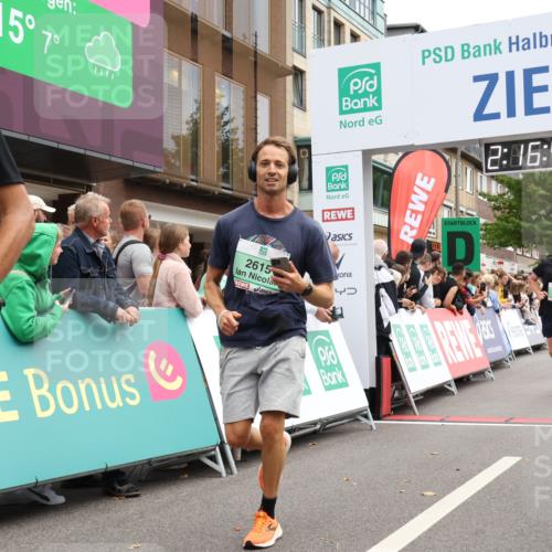 21.09.2025 - PSD Bank Halbmarathon Strokosch-Dieckow http://msf.ph/oto/8931618 21.09.2025 12:16:06 Ziel 2615, 2958, 3070, 3339, 3397, 3484 meine-sportfotos.de