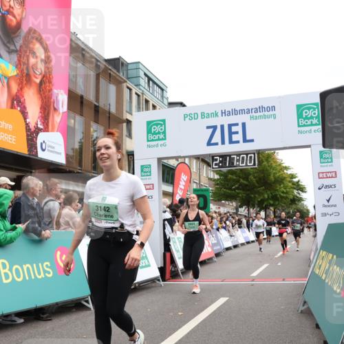 21.09.2025 - PSD Bank Halbmarathon Strokosch-Dieckow http://msf.ph/oto/8931759 21.09.2025 12:16:24 Ziel 1247, 2608, 2788, 3142, 3366, 3425, 3824 meine-sportfotos.de