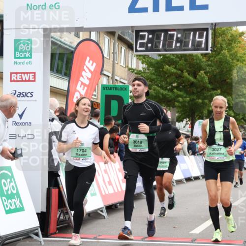 21.09.2025 - PSD Bank Halbmarathon Strokosch-Dieckow http://msf.ph/oto/8931857 21.09.2025 12:16:37 Ziel 1704, 2964, 3019, 3027, 3097, 3107, 4058 meine-sportfotos.de