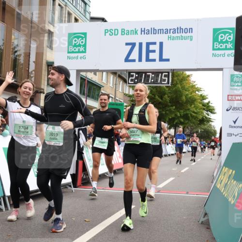 21.09.2025 - PSD Bank Halbmarathon Strokosch-Dieckow http://msf.ph/oto/8931873 21.09.2025 12:16:38 Ziel 1704, 2964, 3019, 3027, 3097, 3107, 3551, 4058 meine-sportfotos.de