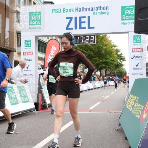 21.09.2025 - PSD Bank Halbmarathon Strokosch-Dieckow http://msf.ph/oto/8931934 21.09.2025 12:16:46 Ziel 2499, 3097, 3107, 3338, 3372, 3551 meine-sportfotos.de