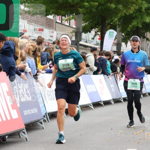 21.09.2025 - PSD Bank Halbmarathon Strokosch-Dieckow http://msf.ph/oto/8931958 21.09.2025 12:16:52 Ziel 1024, 1025, 2499, 3128 meine-sportfotos.de