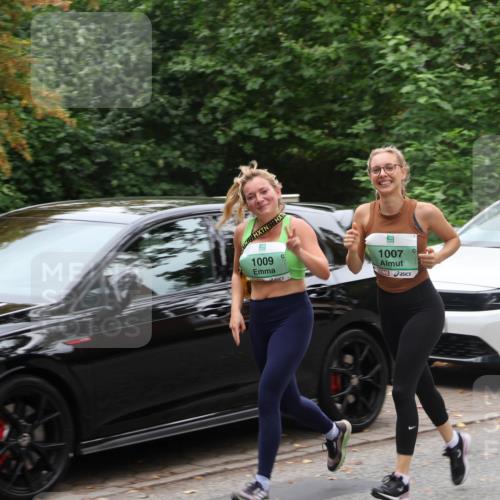 21.09.2025 - PSD Bank Halbmarathon Luisa Fischer http://msf.ph/oto/8932013 21.09.2025 12:00:57 Laufen 1009, 1007 meine-sportfotos.de