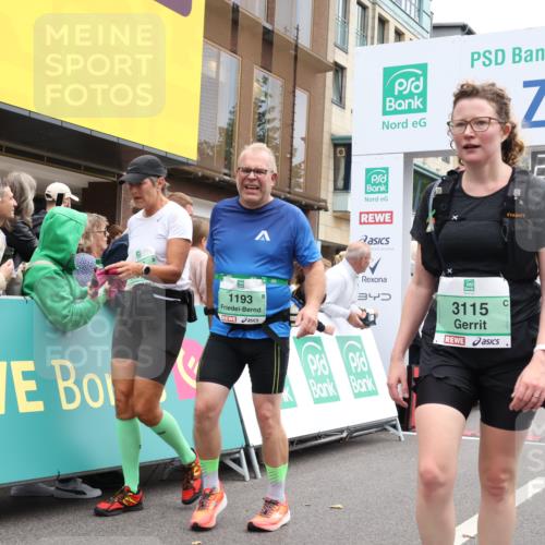 21.09.2025 - PSD Bank Halbmarathon Strokosch-Dieckow http://msf.ph/oto/8932046 21.09.2025 12:17:01 Ziel 1024, 1025, 1193, 1513, 1599, 3115, 3128, 3734, 3773, 3831 meine-sportfotos.de