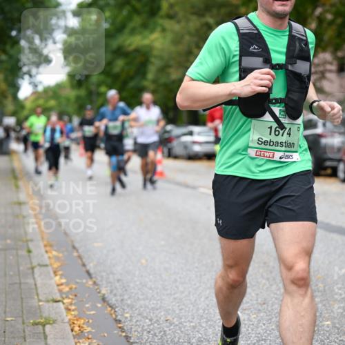 21.09.2025 - PSD Bank Halbmarathon Dr. Thomas Lammeyer http://msf.ph/oto/8932197 21.09.2025 10:51:43 Laufen 1674 meine-sportfotos.de