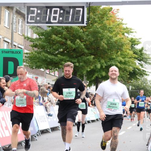 21.09.2025 - PSD Bank Halbmarathon Strokosch-Dieckow http://msf.ph/oto/8932207 21.09.2025 12:17:40 Ziel 1143, 1144, 1145, 1590, 2852, 3308, 3310, 3523, 3781 meine-sportfotos.de