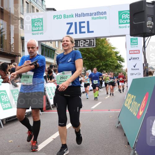 21.09.2025 - PSD Bank Halbmarathon Strokosch-Dieckow http://msf.ph/oto/8932228 21.09.2025 12:17:51 Ziel 1119, 1207, 1503, 1753, 1754, 2831, 2937, 3120, 3171, 3195, 3247, 3310, 3337, 3462, 3523, 4023, 4027 meine-sportfotos.de