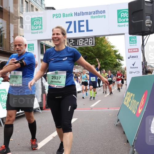 21.09.2025 - PSD Bank Halbmarathon Strokosch-Dieckow http://msf.ph/oto/8932231 21.09.2025 12:17:51 Ziel 1119, 1207, 1503, 1753, 1754, 2831, 2937, 3120, 3171, 3195, 3247, 3310, 3337, 3462, 3523, 4023, 4027 meine-sportfotos.de