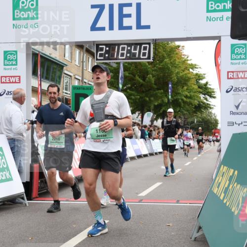 21.09.2025 - PSD Bank Halbmarathon Strokosch-Dieckow http://msf.ph/oto/8932310 21.09.2025 12:18:12 Ziel 1094, 1100, 1539, 2216, 2873 meine-sportfotos.de