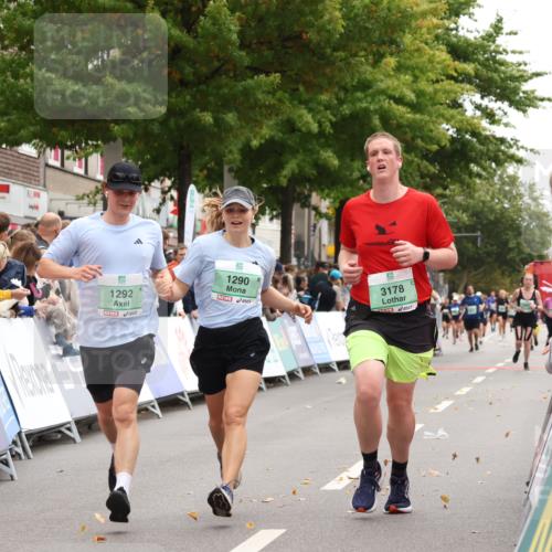 21.09.2025 - PSD Bank Halbmarathon Strokosch-Dieckow http://msf.ph/oto/8932389 21.09.2025 12:18:30 Ziel 1290, 1292, 1385, 3178, 3363, 3642 meine-sportfotos.de