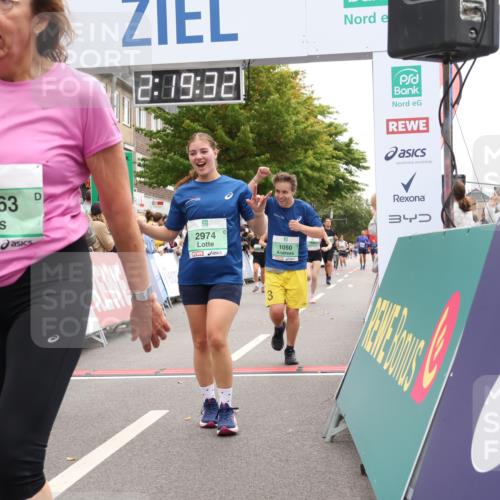 21.09.2025 - PSD Bank Halbmarathon Strokosch-Dieckow http://msf.ph/oto/8932478 21.09.2025 12:18:55 Ziel 1050, 1637, 1638, 1950, 2973, 2974, 3486, 3563, 3752, 3796 meine-sportfotos.de