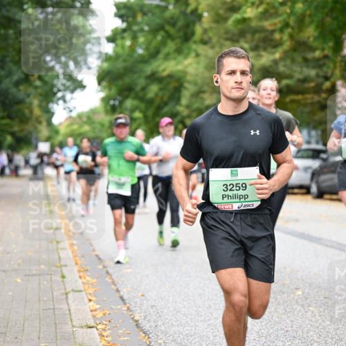 21.09.2025 - PSD Bank Halbmarathon Dr. Thomas Lammeyer http://msf.ph/oto/8932550 21.09.2025 10:52:29 Laufen 3259, 3171 meine-sportfotos.de
