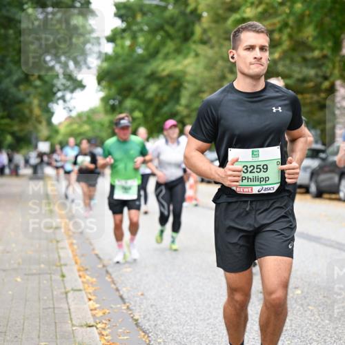 21.09.2025 - PSD Bank Halbmarathon Dr. Thomas Lammeyer http://msf.ph/oto/8932551 21.09.2025 10:52:29 Laufen 3259, 3171 meine-sportfotos.de