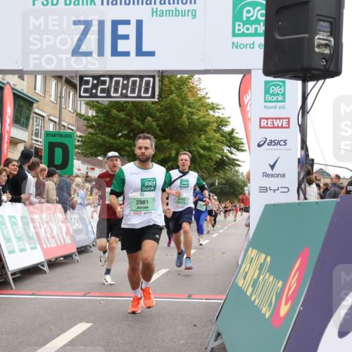 21.09.2025 - PSD Bank Halbmarathon Strokosch-Dieckow http://msf.ph/oto/8932577 21.09.2025 12:19:23 Ziel 2002, 2981, 3293, 3582, 3977 meine-sportfotos.de