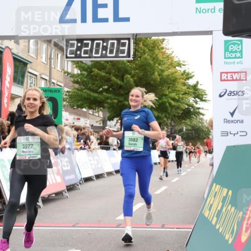 21.09.2025 - PSD Bank Halbmarathon Strokosch-Dieckow http://msf.ph/oto/8932591 21.09.2025 12:19:26 Ziel 2002, 2981, 3293, 3582, 3720, 3977 meine-sportfotos.de