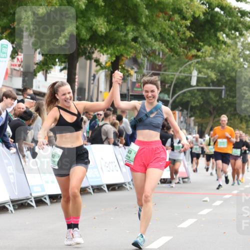 21.09.2025 - PSD Bank Halbmarathon Strokosch-Dieckow http://msf.ph/oto/8932631 21.09.2025 12:19:36 Ziel 1142, 3423, 3662, 3663, 3720 meine-sportfotos.de