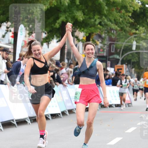 21.09.2025 - PSD Bank Halbmarathon Strokosch-Dieckow http://msf.ph/oto/8932634 21.09.2025 12:19:37 Ziel 1142, 3423, 3662, 3663, 3720 meine-sportfotos.de