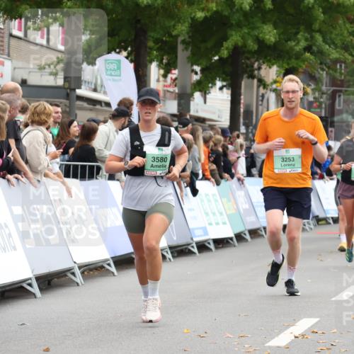 21.09.2025 - PSD Bank Halbmarathon Strokosch-Dieckow http://msf.ph/oto/8932656 21.09.2025 12:19:48 Ziel 3580 meine-sportfotos.de