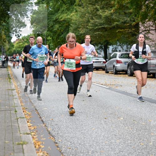 21.09.2025 - PSD Bank Halbmarathon Dr. Thomas Lammeyer http://msf.ph/oto/8932666 21.09.2025 10:52:44 Laufen 3803, 3138, 3540, 207, 349 meine-sportfotos.de