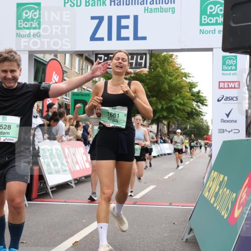 21.09.2025 - PSD Bank Halbmarathon Strokosch-Dieckow http://msf.ph/oto/8932727 21.09.2025 12:20:07 Ziel 1070, 1661, 3264, 3265, 3329, 3347, 3528, 3672, 4067 meine-sportfotos.de