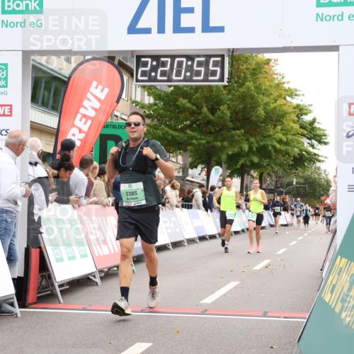 21.09.2025 - PSD Bank Halbmarathon Strokosch-Dieckow http://msf.ph/oto/8932765 21.09.2025 12:20:18 Ziel 1151, 1152, 2452, 3329, 3385 meine-sportfotos.de